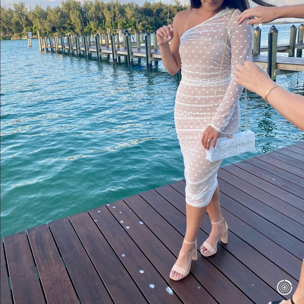 One shoulder white fox dress - Picture 1 of 6